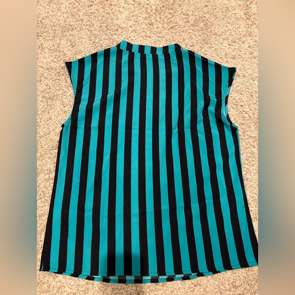 Striped blouse - Picture 3 of 3